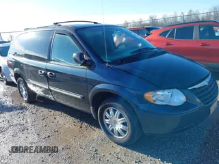 2007 Chrysler Town & Country LWB Touring with VIN 2A4GP54L87R280451, listed as a IAAI auction lot 41824129 with 150,676 mi miles. Bid and sale history available at carsss.com. Image 1.