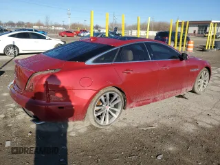 2016 Jaguar XJ R-Sport z VIN SAJWA1C7XG8V94339, wystawiony jako Copart lot #49295085 z przebiegiem 59 931 mil mil oraz Szkoda całkowita • Salvage title. Historia ofert i sprzedaży dostępna na DreamBid. Obrazek 3.