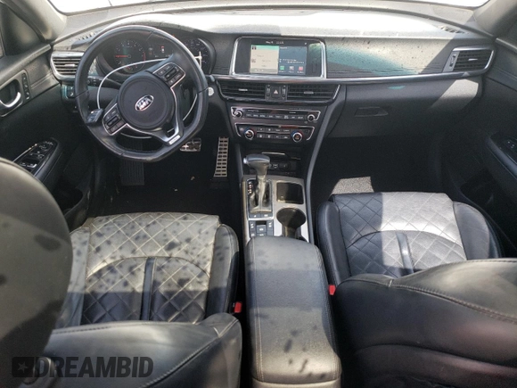 2016 Kia Optima SXL Turbo z VIN 5XXGV4L20GG121446, wystawiony jako Copart lot #57895125 z przebiegiem 131 889 mil mil oraz Czysty tytuł • Clean title. Historia ofert i sprzedaży dostępna na DreamBid. Obrazek 8.
