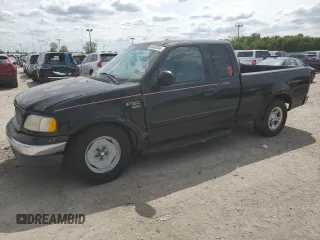 2000 Ford F-150 XL with VIN 1FTRX17W1YNA96898, listed as a Copart auction lot 66490304 with 0 mi miles and Clean Title. Bid and sale history available at carsss.com. Image 1.