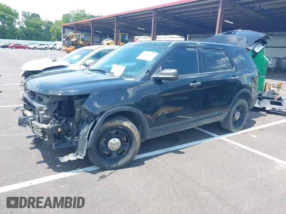 2017 Ford Police Interceptor Utility z VIN 1FM5K8AR6HGC26411, wystawiony jako IAAI lot #42685189 z przebiegiem 75 687 mil mil oraz . Historia ofert i sprzedaży dostępna na DreamBid. Obrazek 17.