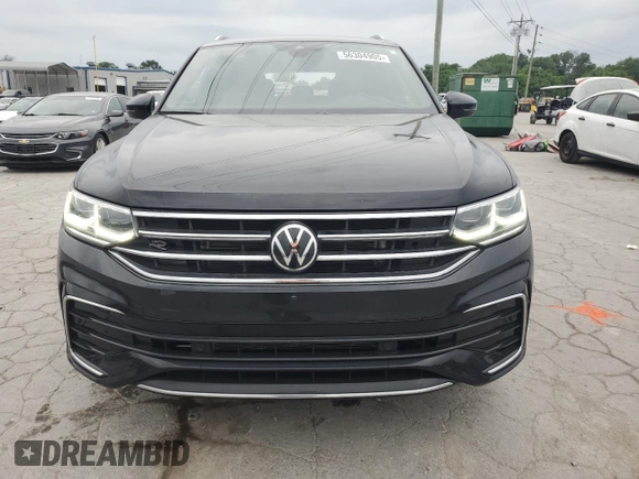 2024 Volkswagen Tiguan SEL R-Line z VIN 3VV4B7AX5RM104673, wystawiony jako Copart lot #56304905 z przebiegiem 9 167 mil mil oraz Czysty tytuł • Clean title. Historia ofert i sprzedaży dostępna na DreamBid. Obrazek 5.
