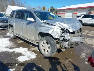 2015 GMC Terrain SLE z VIN 2GKFLVEK3F6371098, wystawiony jako IAAI lot #41619421 z przebiegiem 58 219 mil mil oraz . Historia ofert i sprzedaży dostępna na DreamBid. Obrazek 1.