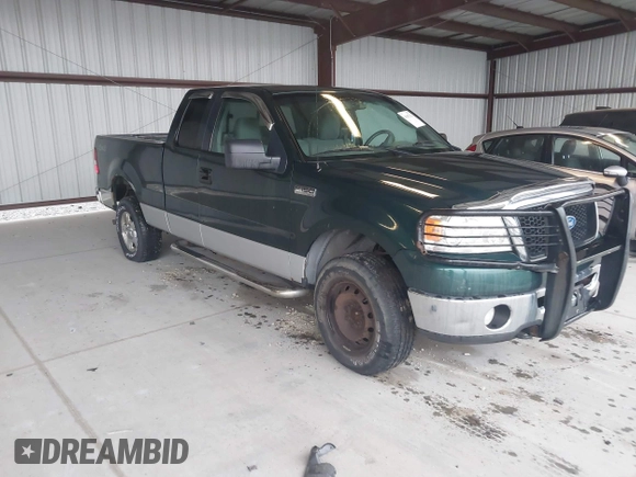2007 Ford F-150 STX with VIN 1FTRX14W87NA17276, listed as a IAAI auction lot 41853941 with 302,030 mi miles. Bid and sale history available at carsss.com. Image 1.