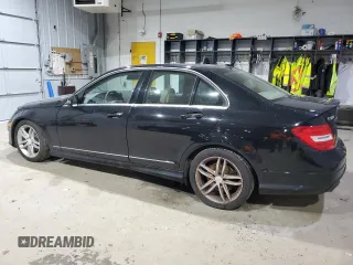 2013 Mercedes-Benz C-Class C 300 Sport with VIN WDDGF8AB1DR279316, listed as a Copart auction lot 87207624 with 236,047 mi miles and Clean Title. Bid and sale history available at carsss.com. Image 2.