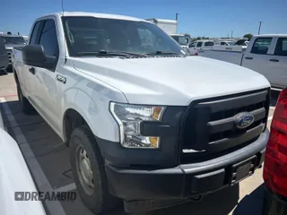 2017 Ford F-150 XL z VIN 1FTEX1E86HFA13205, wystawiony jako IAAI lot #42332253 z przebiegiem 165 117 mil mil oraz . Historia ofert i sprzedaży dostępna na DreamBid. Obrazek 1.