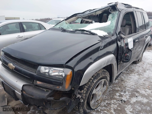 2005 Chevrolet TrailBlazer LT with VIN 1GNDT13S552213766, listed as a IAAI auction lot 41351570 with 114,984 mi miles. Bid and sale history available at carsss.com. Image 17.