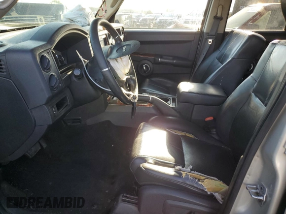 2008 Jeep Commander Limited with VIN 1J8HG582X8C200842, listed as a Copart auction lot 68732374 with 249,654 mi miles and Salvage Title. Bid and sale history available at carsss.com. Image 7.