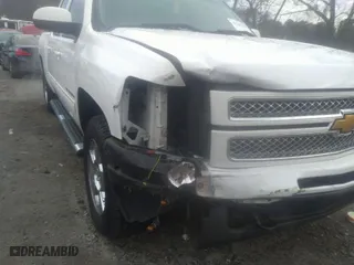 2013 Chevrolet Silverado 1500 LTZ with VIN 3GCPKTE70DG211488, listed as a IAAI auction lot 41305263 with 198,765 mi miles. Bid and sale history available at carsss.com. Image 6.
