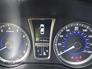 2013 Hyundai Azera с VIN KMHFH4JG7DA229860, выставлен на аукционе IAAI как лот 42391312 с пробегом 151 503 миль миль и . История ставок и продаж доступна на DreamBid. Изображение 7.