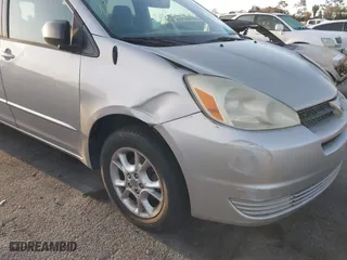 2004 Toyota Sienna LE with VIN 5TDBA23C54S026300, listed as a IAAI auction lot 41935386 with 293,674 mi miles. Bid and sale history available at carsss.com. Image 12.