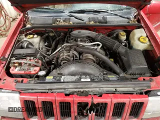 1996 Jeep Grand Cherokee Limited with VIN 1J4GZ78Y3TC186413, listed as a Copart auction lot 82370854 with 261,630 mi miles and Salvage Title. Bid and sale history available at carsss.com. Image 12.