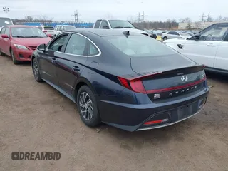 2021 Hyundai Sonata Hybrid Blue with VIN KMHL24JJXMA035579, listed as a IAAI auction lot 41688249 with 31,726 mi miles. Bid and sale history available at carsss.com. Image 3.