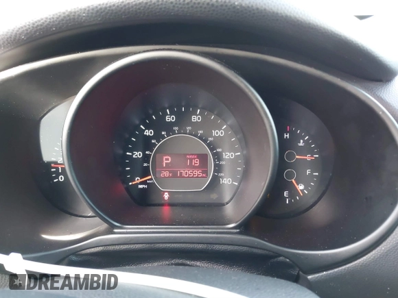 2015 Kia Soul + with VIN KNDJP3A5XF7122683, listed as a IAAI auction lot 41270677 with 107,595 mi miles. Bid and sale history available at carsss.com. Image 7.
