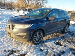 2017 Lincoln MKC Reserve with VIN 5LMTJ3DHXHUL03246, listed as a IAAI auction lot 41300071 with 125,326 mi miles. Bid and sale history available at carsss.com. Image 17.