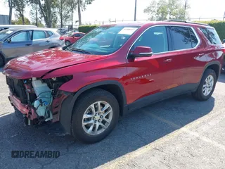 2020 Chevrolet Traverse LT Cloth with VIN 1GNERGKW5LJ300483, listed as a IAAI auction lot 41988927 with 89,250 mi miles. Bid and sale history available at carsss.com. Image 2.