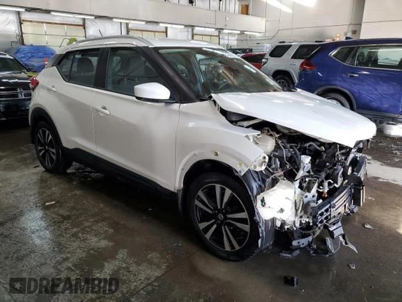 2020 Nissan Kicks SV with VIN 3N1CP5CV9LL567752, listed as a Copart auction lot 42450055 with 78,040 mi miles and Salvage Title. Bid and sale history available at DreamBid. Image 4.