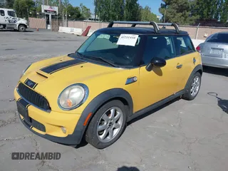 2008 MINI Hardtop S with VIN WMWMF73568TT90383, listed as a IAAI auction lot 42211410 with 98,055 mi miles and . Bid and sale history available at DreamBid. Image 2.