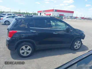 2020 Chevrolet Trax LT with VIN KL7CJLSB6LB014470, listed as a IAAI auction lot 42194730 with Not Provided miles and . Bid and sale history available at DreamBid. Image 13.