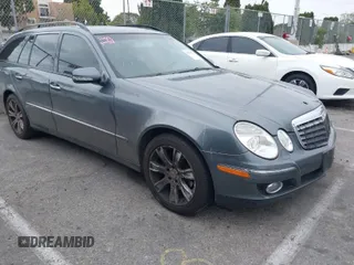 2009 Mercedes-Benz E 350 with VIN WDBUH87X89B395749, listed as a IAAI auction lot 41890718 with 113,490 mi miles and . Bid and sale history available at DreamBid. Image 1.