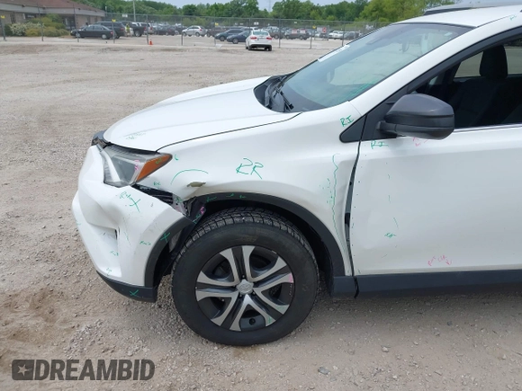 2017 Toyota RAV4 LE с VIN 2T3BFREVXHW647593, выставлен на аукционе IAAI как лот 42512350 с пробегом 120 448 миль миль и . История ставок и продаж доступна на DreamBid. Изображение 18.