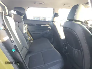 2024 Kia Seltos SX z VIN KNDETCA75R7537106, wystawiony jako Copart lot #86563764 z przebiegiem 4 874 mil mil oraz Szkoda całkowita • Salvage title. Historia ofert i sprzedaży dostępna na DreamBid. Obrazek 11.
