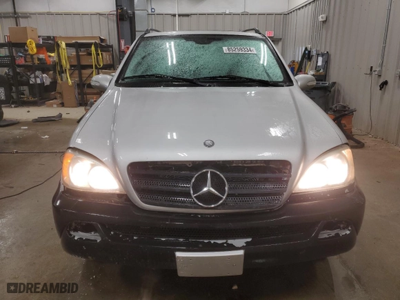 2002 Mercedes-Benz M-Class with VIN 4JGAB54E82A371109, listed as a Copart auction lot 85259334 with 145,763 mi miles and Salvage Title. Bid and sale history available at carsss.com. Image 5.