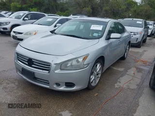 2013 Nissan Maxima SV with VIN 1N4AA5AP1DC841233, listed as a IAAI auction lot 41918995 with 176,003 mi miles and . Bid and sale history available at DreamBid. Image 2.