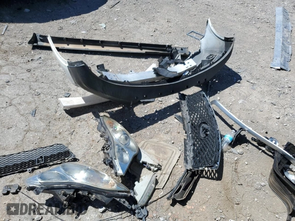 2016 Infiniti QX50 z VIN JN1BJ0RR7GM265480, wystawiony jako Copart lot #57257585 z przebiegiem 123 881 mil mil oraz Szkoda całkowita • Salvage title. Historia ofert i sprzedaży dostępna na DreamBid. Obrazek 13.
