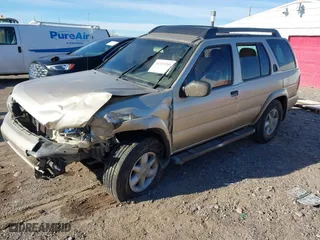 2002 Nissan Pathfinder LE with VIN JN8DR09Y82W713507, listed as a IAAI auction lot 41253781 with 302,501 mi miles. Bid and sale history available at carsss.com. Image 2.