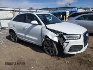 2018 Audi Q3 Premium Plus with VIN WA1JCCFS5JR034528, listed as a Copart auction lot 44626863 with 58,518 mi miles. Bid and sale history available at carsss.com. Image 4.