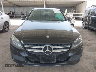 2015 Mercedes-Benz C-Class C 300 with VIN 55SWF4JB3FU071427, listed as a IAAI auction lot 41722139 with 130,966 mi miles. Bid and sale history available at carsss.com. Image 12.