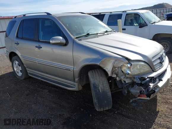 2005 Mercedes-Benz M 350 with VIN 4JGAB57E75A531903, listed as a IAAI auction lot 42497065 with 125,027 mi miles and . Bid and sale history available at DreamBid. Image 1.