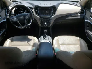 2017 Hyundai Santa Fe 2.4L z VIN 5NMZUDLB7HH028678, wystawiony jako Copart lot #57557855 z przebiegiem 102 049 mil mil oraz Szkoda całkowita • Salvage title. Historia ofert i sprzedaży dostępna na DreamBid. Obrazek 8.