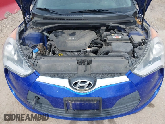 2014 Hyundai Veloster with VIN KMHTC6AD2EU184927, listed as a IAAI auction lot 42133499 with 103,499 mi miles. Bid and sale history available at carsss.com. Image 10.