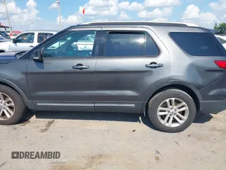 2017 Ford Explorer XLT z VIN 1FM5K7D85HGA07243, wystawiony jako IAAI lot #42672521 z przebiegiem 214 644 mil mil oraz . Historia ofert i sprzedaży dostępna na DreamBid. Obrazek 14.