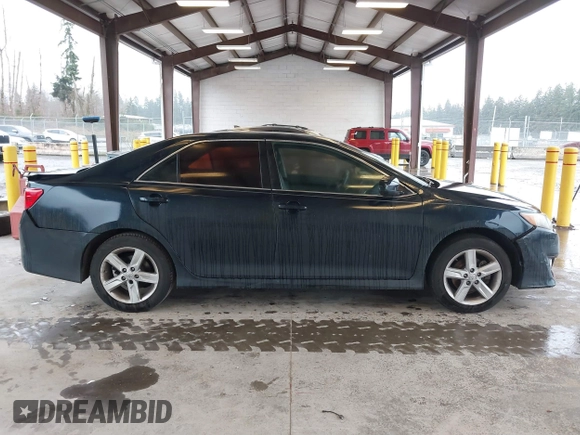 2014 Toyota Camry L with VIN 4T1BF1FK9EU791761, listed as a IAAI auction lot 41758821 with 221,149 mi miles. Bid and sale history available at carsss.com. Image 13.