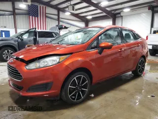 2018 Ford Fiesta SE z VIN 3FADP4BJ6JM111540, wystawiony jako Copart lot #55942855 z przebiegiem 75 121 mil mil oraz Szkody całkowita. Historia ofert i sprzedaży dostępna na DreamBid. Obrazek 1.