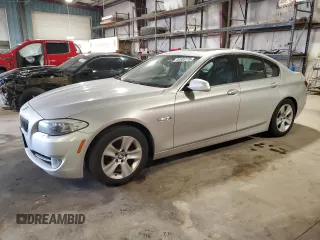 2013 BMW 5 Series 528i xDrive with VIN WBAXH5C57DDW15619, listed as a Copart auction lot 52805175 with 103,036 mi miles and Clean Title. Bid and sale history available at carsss.com. Image 1.