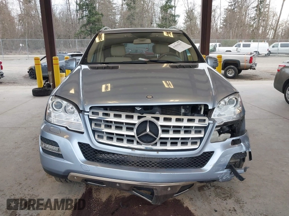 2011 Mercedes-Benz M 350 z VIN 4JGBB8GB9BA626213, wystawiony jako IAAI lot #41835617 z przebiegiem 113 548 mil mil oraz . Historia ofert i sprzedaży dostępna na DreamBid. Obrazek 12.