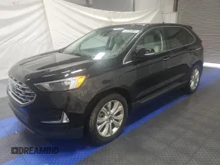 2022 Ford Edge Titanium z VIN 2FMPK4K93NBA94436, wystawiony jako Copart lot #56928105 z przebiegiem 60 443 mil mil oraz Czysty tytuł • Clean title. Historia ofert i sprzedaży dostępna na DreamBid. Obrazek 1.