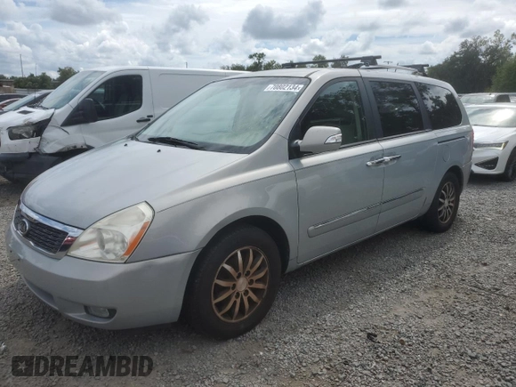 2012 Kia Sedona EX with VIN KNDMH4C74C6486839, listed as a Copart auction lot 70802134 with 204,278 mi miles and Clean Title. Bid and sale history available at carsss.com. Image 1.
