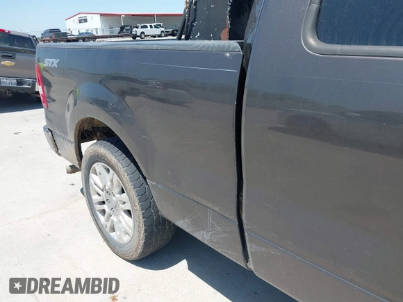 2006 Ford F-150 STX with VIN 1FTRX12W46KC84403, listed as a IAAI auction lot 41990451 with 243,606 mi miles. Bid and sale history available at carsss.com. Image 6.