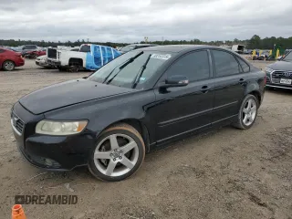 2008 Volvo S40 2.4L with VIN YV1MS382882378287, listed as a Copart auction lot 88250375 with 132,285 mi miles and Clean Title. Bid and sale history available at carsss.com. Image 1.