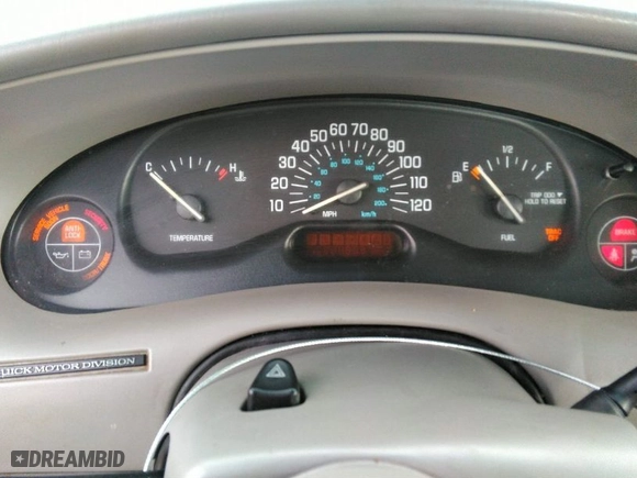 2001 Buick Century Custom with VIN 2G4WS52JX11255232, listed as a IAAI auction lot 41380556 with 1 miles. Bid and sale history available at carsss.com. Image 15.