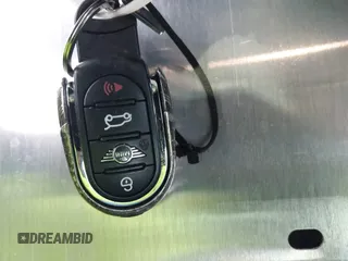 2022 MINI Hardtop 4 Door Cooper z VIN WMW33DK04N2P84250, wystawiony jako IAAI lot #42059692 z przebiegiem 34 238 mil mil oraz . Historia ofert i sprzedaży dostępna na DreamBid. Obrazek 11.