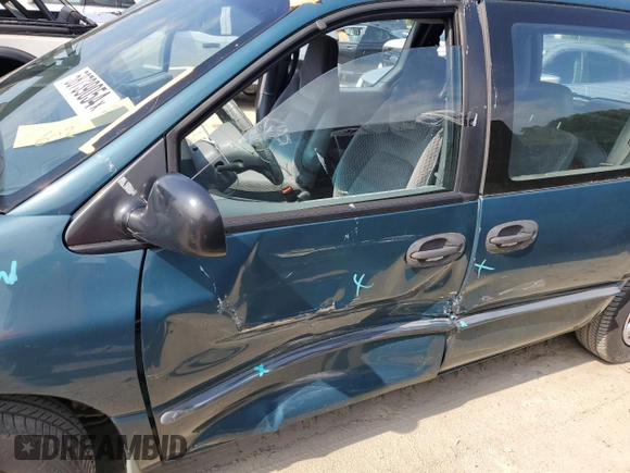 2000 Dodge Caravan with VIN 2B4GP25R1YR774687, listed as a Copart auction lot 58739054 with 65,068 mi miles and Salvage Title. Bid and sale history available at carsss.com. Image 7.