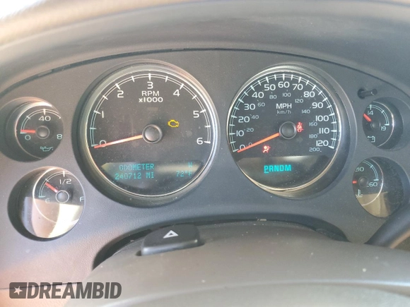 2009 Chevrolet Tahoe LTZ с VIN 1GNFC33009R171376, выставлен на аукционе Copart как лот 52502895 с пробегом 240 712 миль миль и Списание • Salvage title. История ставок и продаж доступна на DreamBid. Изображение 9.