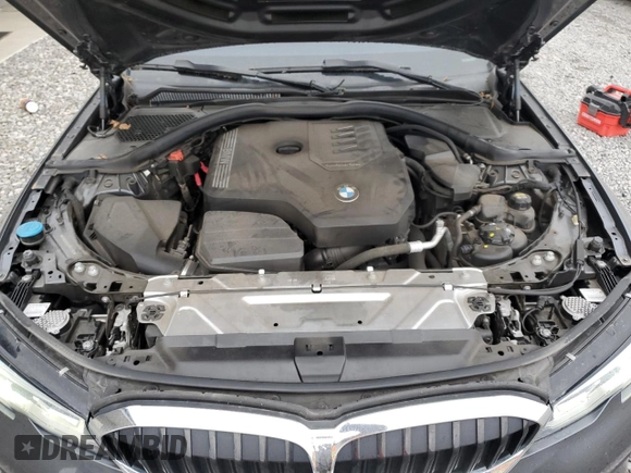 2021 BMW 3 Series 330i z VIN 3MW5R1J05M8C17195, wystawiony jako Copart lot #51162815 z przebiegiem 64 291 mil mil oraz Szkoda całkowita • Salvage title. Historia ofert i sprzedaży dostępna na DreamBid. Obrazek 11.