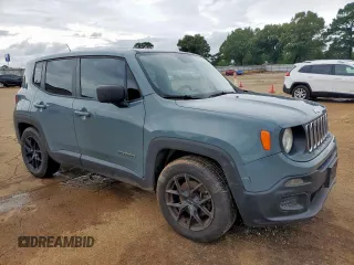 2017 Jeep Renegade Sport with VIN ZACCJAAB3HPG17236, listed as a Copart auction lot 60758135 with 123,000 mi miles and Salvage title. Bid and sale history available at DreamBid. Image 4.